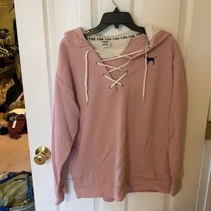 victoria’s secret sweatshirt never worn